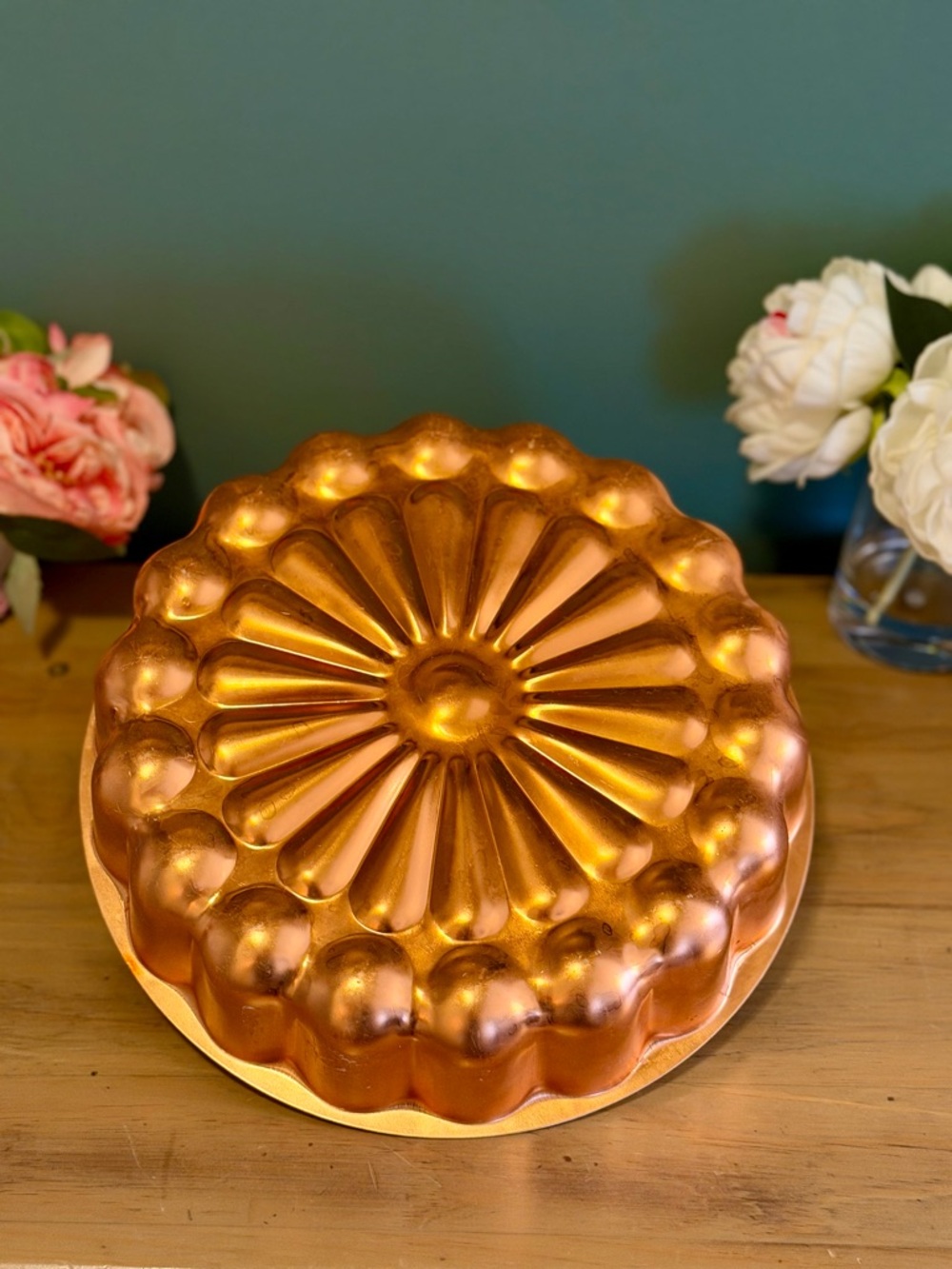 Vintage Copper Aluminum Bundt Cake Pan 11.25” Fluted Wall Hanging